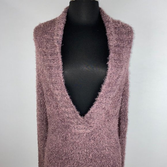 BCBGMAXAZRIA Sweater Women's Size S Fuzzy Knit Shawl Collar Plunging V-Neck 90s - Picture 2 of 12